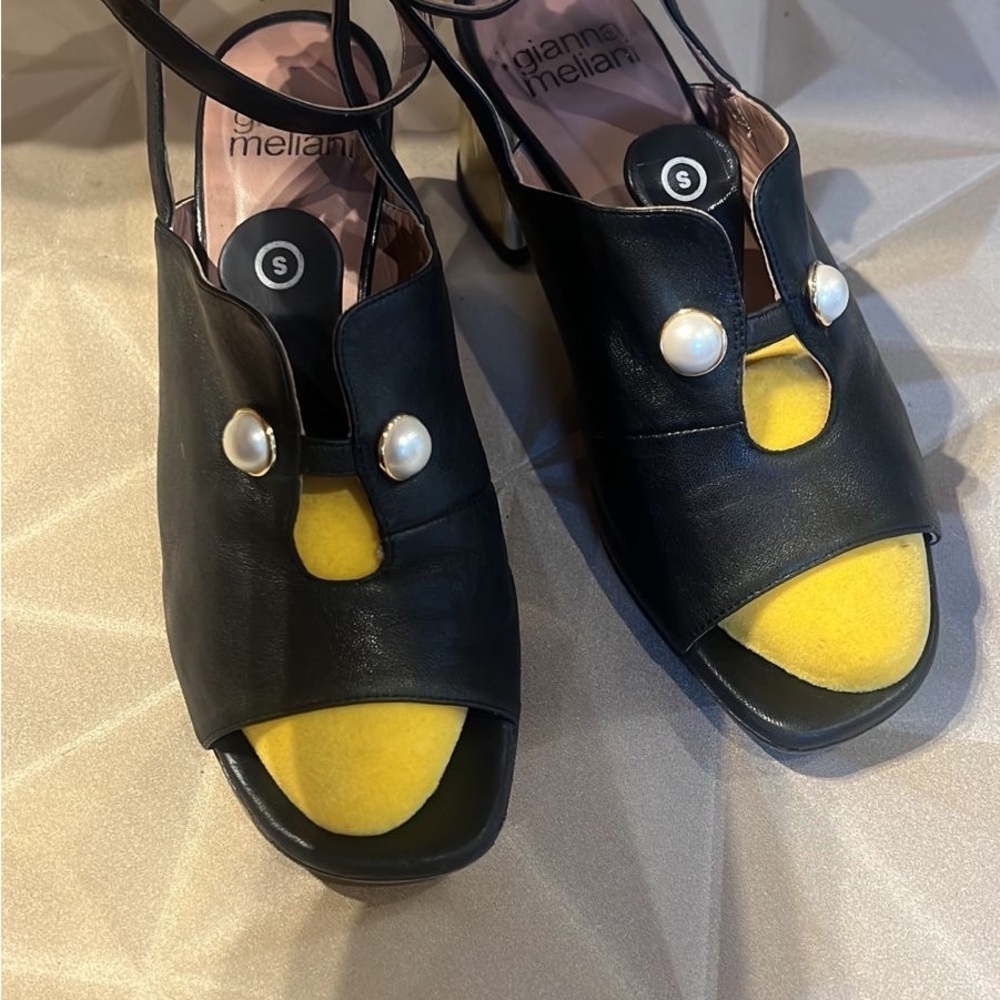 Gianna MELANI made in Italy black leather heels